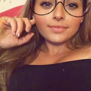 Meet your Posher, Dori